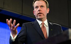 Vì thương vụ tàu ngầm, EU hoãn đối thoại thương mại với Úc