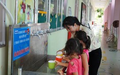 5 công trình lọc nước do bạn đọc Thanh Niên tài trợ tại Long An