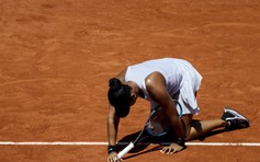 Đến lượt tay vợt nữ số 1 thế giới Osaka và Serena bị loại ở vòng 3