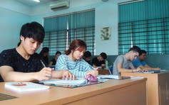 Đến Việt Nam học đại học