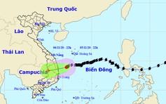 Bão số 10 thành áp thấp nhiệt đới, gây mưa lớn ở miền Trung