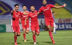 Cuộc đua vô địch V-League 2021: Song mã hay tam mã?