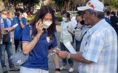 CĐV Việt Nam săn lùng vé chợ đen Thammasat, Quang Hải không đá chính