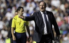 Benitez và một tháng giông bão tại Real Madrid