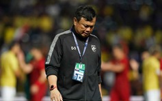 HLV tuyển quốc gia từ chức, bóng đá Thái Lan bắt đầu cuộc 'đại phẫu'