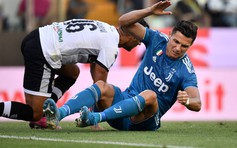 Ronaldo bực bội, Juventus vẫn khai màn Serie A với chiến thắng