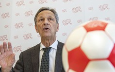 Chủ tịch LĐBĐ Thụy Sĩ nhiễm Covid-19, hàng loạt quan chức UEFA thấp thỏm