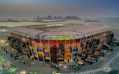 Chủ nhà Qatar tuyên bố 'cứng' trước những chỉ trích về World Cup 2022