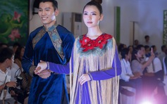 Việt Trinh, Ngọc Duyên trao tặng hiện vật cho Bảo tàng Phụ nữ Nam bộ