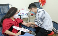 NSƯT Tố Nga kêu gọi hiến máu tình nguyện giữa đại dịch Corona