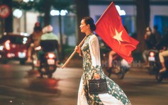 Tuyển Việt Nam thắng: Áo dài 'đi bão' sang nhất Việt Nam mùa AFF Cup 2018