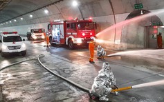 Diễn tập xử lý cháy xe ô tô, cứu người bị nạn trong hầm Đèo Cả