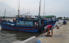 Bão số 6: Chủ tịch UBND tỉnh Phú Yên lệnh cấm biển