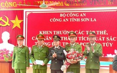 Thưởng nóng tập thể, cá nhân bắt đối tượng vận chuyển ma túy ở Sơn La