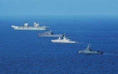 Chiến hạm Singapore diễn tập với nhóm tác chiến tàu sân bay Anh