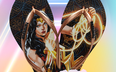 Phiên bản dép tông Wonder Woman cực cool từ Havaianas, fan cuồng DC đừng bỏ lỡ!!!