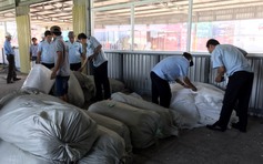TP.HCM: Bắt giữ 3 container hàng Trung Quốc ghi nhãn mác Việt Nam
