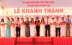 Phó chủ tịch nước Đặng Thị Ngọc Thịnh dự lễ khánh thành trường học ở Vĩnh Long