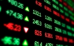 'Cổ phiếu vua' đẩy chứng khoán xanh mướt, Vn-Index vượt ngưỡng 780