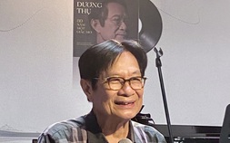 Nhạc sĩ Dương Thụ nay mới có album riêng với đĩa than '80 năm một giấc mơ'