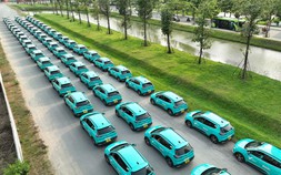 Taxi xanh của tỉ phú Phạm Nhật Vượng vượt mốc 50 triệu lượt khách
