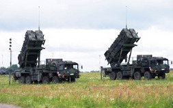 NATO đồng ý cung cấp các hệ thống phòng không cho Ukraine