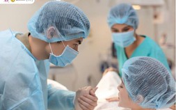 Từng sinh mổ có thể sinh thường không?