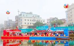 Thanh niên Việt - Trung hát đối trên sông Bắc Luân