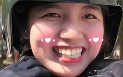 Hai nữ chiến sĩ có 'nụ cười tỏa nắng' khiến dân mạng xao xuyến