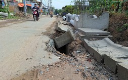 Khổ sở vì đường thi công quá lâu