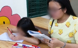 Vì sao càng muốn con học tốt, bố mẹ càng dễ nóng giận khi dạy con học?
