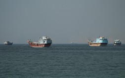 Iran - Oman đạt tiến triển về cơ chế quản lý eo biển Hormuz