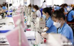 Từ 'công xưởng' đến trung tâm sản xuất chiến lược toàn cầu