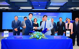 ACB và UEH khởi động chương trình học bổng ACB - Trần Mộng Hùng
