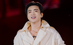 Soobin khóc khi nhìn lại hành trình âm nhạc, từng mơ được như Michael Jackson