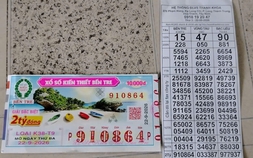 Giữ lại 1 tờ, cô gái bán vé số dạo trúng độc đắc xổ số miền Nam