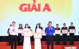 'Đừng để cái đúng đi một mình'