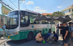 Đồng Nai: Học sinh lớp 3 bị xe đưa rước cán tử vong trước cổng trường