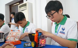 Tập huấn STEM Robotics cho 400 học sinh, giáo viên ở Đồng Nai