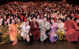 Trường Giang liên tục bị 'vượt mặt', phim của Trấn Thành sắp đạt 400 tỉ đồng