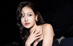 Nữ diễn viên đóng cảnh nóng năm 18 tuổi giờ ra sao?