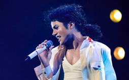 Lội ngược dòng, bộ phim về Michael Jackson trở lại vị trí số 1 phòng vé