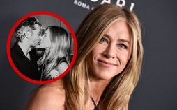 Jennifer Aniston và chuyên gia thôi miên ra sao sau hơn 1 năm yêu?