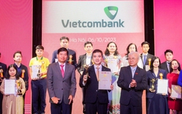 Vietcombank - Thương hiệu mạnh hàng đầu ngành ngân hàng Vietcombank - Thương hiệu mạnh hàng đầu ngành ngân hàng