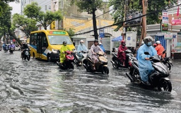 Đà Nẵng thông báo khẩn cho học sinh nghỉ học buổi chiều vì mưa lớn