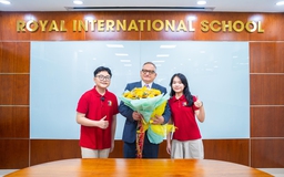 Học sinh Royal School tự tin vấn đáp, giao lưu cùng Hiệu trưởng đại học Mỹ