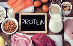 Cơ thể sẽ thế nào khi bạn ăn nhiều protein gần giờ đi ngủ?