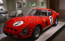 Siêu xe Ferrari 250 GTO đời 1962 bán giá 1.260 tỉ đồng