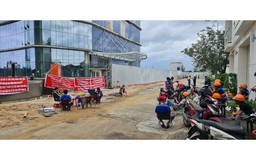 Ninh Thuận: Công nhân xây dựng bị nợ lương kéo dài