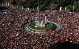 Thách thức lớn với Thủ tướng Tây Ban Nha vì luật ân xá lãnh đạo ly khai Catalonia